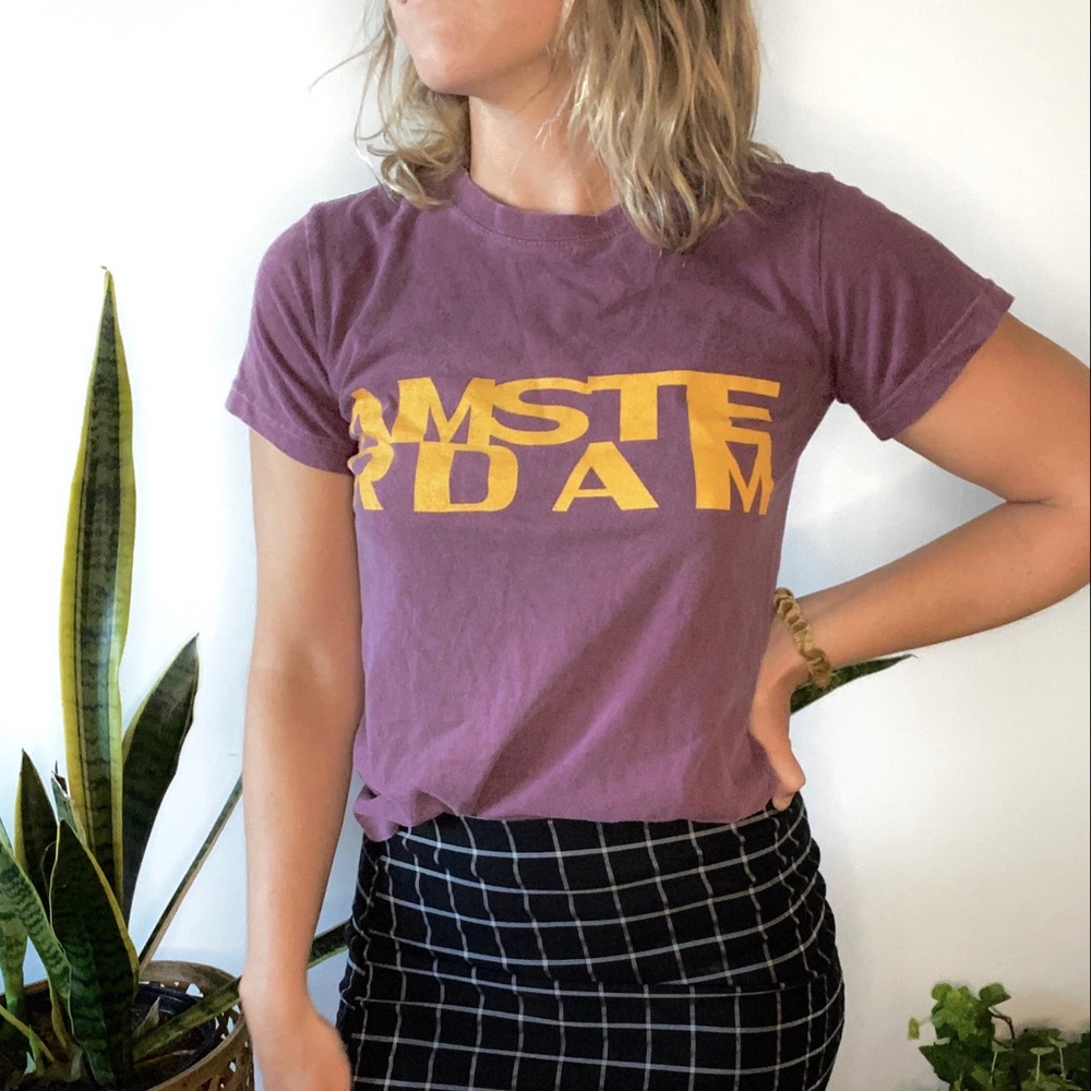 Vintage Style Amsterdam Tee 🌍⚡️